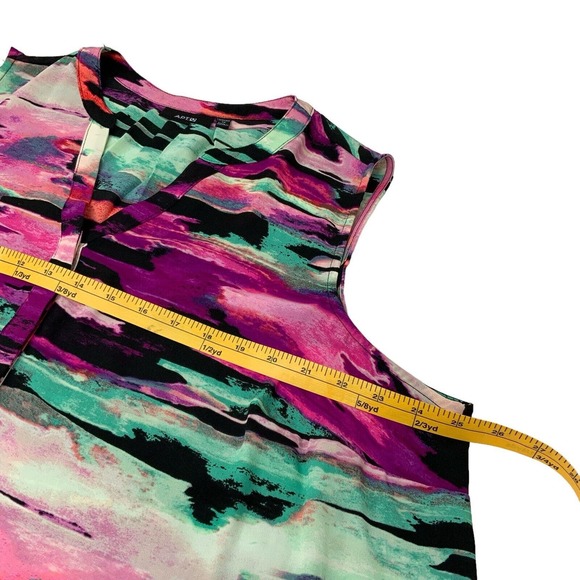 Apt 9 Women's Size 1X Blouse Sleeveless Lightweight V-Neck Color Splash Stripe - Picture 7 of 12